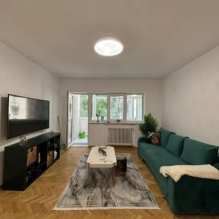 Modern Downtown - Old Town Ultracentral Apartment